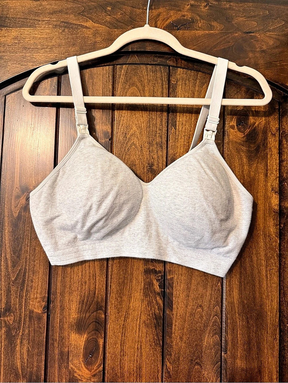 Momcozy Ribbed Wireless Bra in Gray Size XL Like New